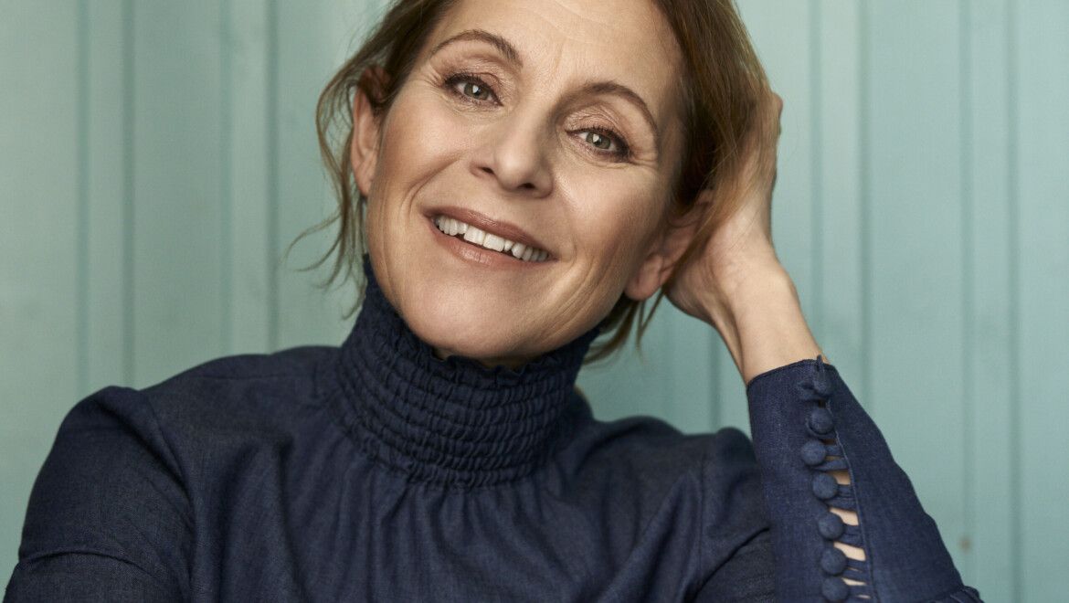 Helen Sjöholm